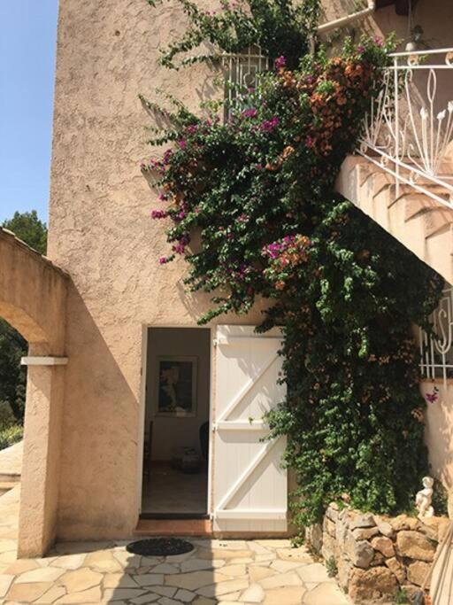 Experience The Provencal Dream Apartment Taradeau Bagian luar foto